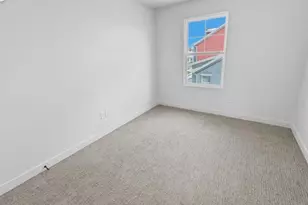 6642 W 11800 S, South Jordan, UT 84009 - Photo 12
