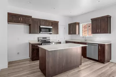 291 N Slant Rd #46M, Spanish Fork, UT 84660 - Photo 4