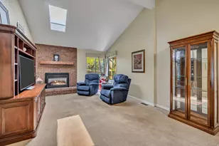 1498 E Mt Manor Cir, Cottonwood Heights, UT 84121 - Photo 10