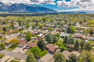 1498 E Mt Manor Cir, Cottonwood Heights, UT 84121 - Photo 48
