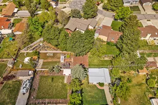 1498 E Mt Manor Cir, Cottonwood Heights, UT 84121 - Photo 60