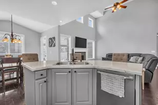 14638 S Quiet Glen Dr, Herriman, UT 84096 - Photo 16