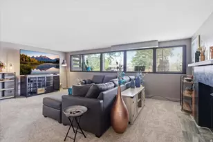 2677 E Grandview Dr S, Sandy, UT 84092 - Photo 20