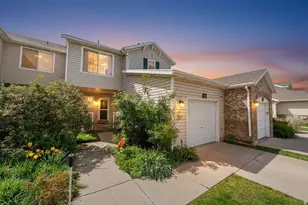 83 W 200 N, Centerville, UT 84014 - Photo 2
