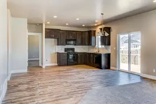 2138 E 200 N, Spanish Fork, UT 84660 - Photo 2