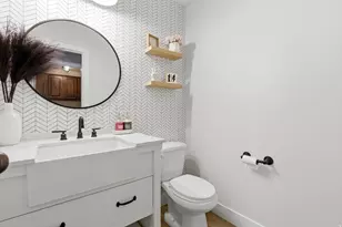 8561 S Canmore Dr W, West Jordan, UT 84081 - Photo 16