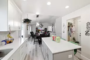 8814 W Daisy View Ln, Magna, UT 84044 - Photo 6