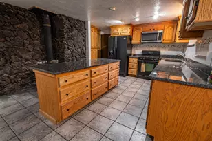 295 N 300 W, Fillmore, UT 84631 - Photo 6