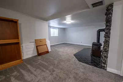 295 N 300 W, Fillmore, UT 84631 - Photo 20