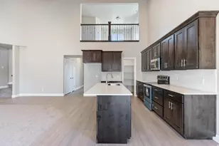 2162 E 200 N, Spanish Fork, UT 84660 - Photo 4
