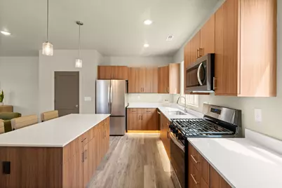 7218 S Ramanee Dr E, Midvale, UT 84047 - Photo 4