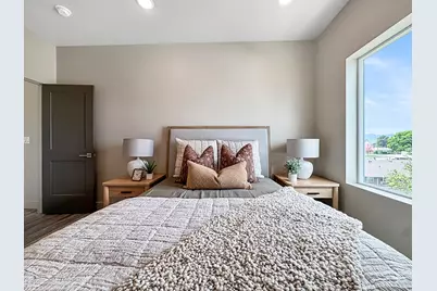 7218 S Ramanee Dr E, Midvale, UT 84047 - Photo 8
