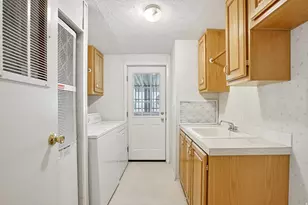 4614 S Yarrow Ln, Taylorsville, UT 84123 - Photo 26