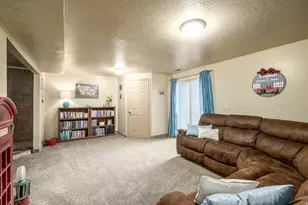 570 S 200 W, Mona, UT 84645 - Photo 18