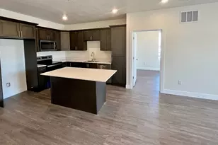 2101 N Main St W, Sunset, UT 84015 - Photo 4