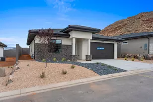 1557 S Fins Rd, Washington, UT 84780 - Photo 2