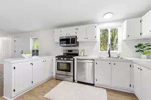 1675 W Indian Summer Dr N, Salt Lake City, UT 84116 - Photo 8