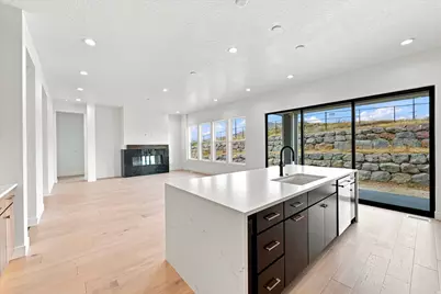 2427 Salvia Dr #2072, Saratoga Springs, UT 84045 - Photo 6
