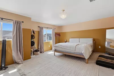 2031 N Golden Ruby Dr E, Saratoga Springs, UT 84045 - Photo 8