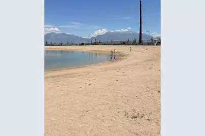 2031 N Golden Ruby Dr E, Saratoga Springs, UT 84045 - Photo 32