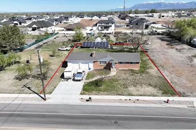 2132 W 800 N, Clinton, UT 84015 - Photo 2