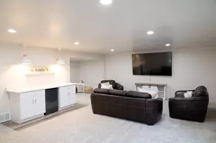 1488 E Kelsey Dr, Eagle Mountain, UT 84005 - Photo 32