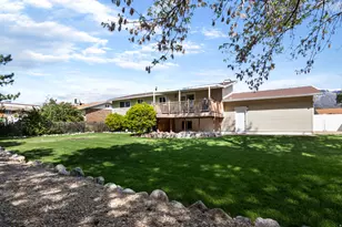 915 Aspen Way, Layton, UT 84040 - Photo 34