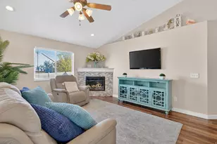 3857 E Barton Creek Dr, Eagle Mountain, UT 84005 - Photo 10