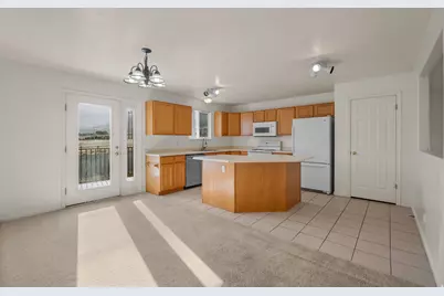 1292 Cedarwood Rd, Tooele, UT 84074 - Photo 4