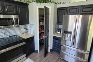 8496 S 6430 W, West Jordan, UT 84081 - Photo 12
