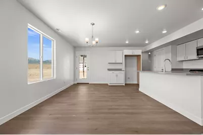 1554 E Pheasant Rd, Eagle Mountain, UT 84005 - Photo 6