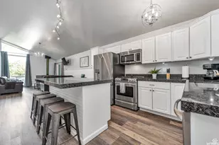 247 S 700 E, Salt Lake City, UT 84102 - Photo 4