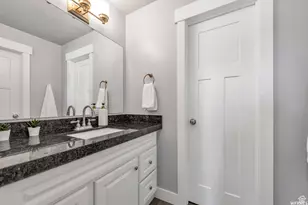 247 S 700 E, Salt Lake City, UT 84102 - Photo 10