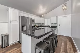 247 S 700 E, Salt Lake City, UT 84102 - Photo 6