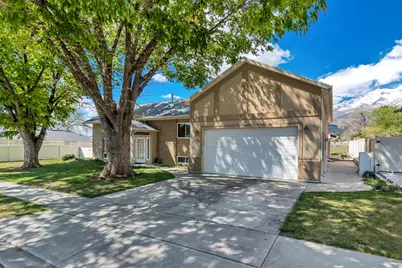 157 E 4380 N, Provo, UT 84604 - Photo 2