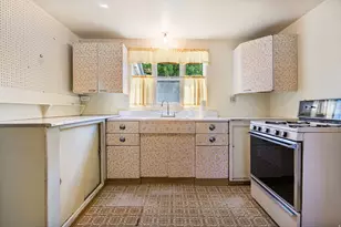 585 E 700 S, Springville, UT 84663 - Photo 6