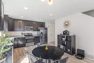 3049 S Willow Creek Dr, Saratoga Springs, UT 84045 - Photo 8