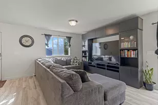 3049 S Willow Creek Dr, Saratoga Springs, UT 84045 - Photo 6