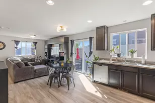 3049 S Willow Creek Dr, Saratoga Springs, UT 84045 - Photo 18