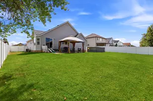 1379 N 2530 W, Clinton, UT 84015 - Photo 44