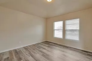 2895 N 2225 St E, Layton, UT 84040 - Photo 16