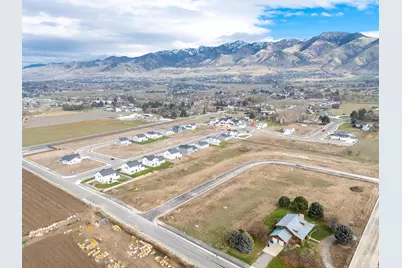 630 E 2475 N, North Logan, UT 84341 - Photo 6