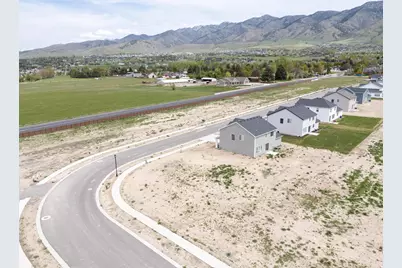 630 E 2475 N, North Logan, UT 84341 - Photo 24
