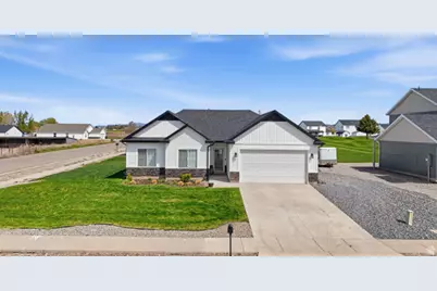 117 E Eagle Way, Preston, ID 83263 - Photo 1