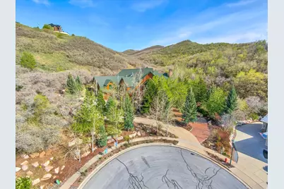 1400 E Cove Cir, North Salt Lake, UT 84054 - Photo 2