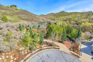 1400 E Cove Circle, North Salt Lake, UT 84054 - Photo 2