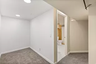 2560 E 2940 S, Salt Lake City, UT 84109 - Photo 20