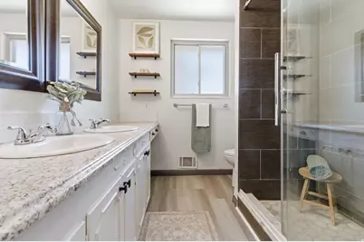 224 E 5200 S, Washington Terrace, UT 84405 - Photo 12