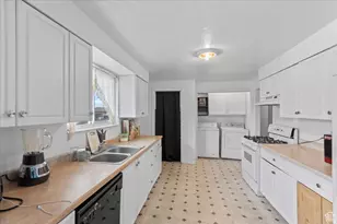 89 N 800 W W, Orem, UT 84057 - Photo 2