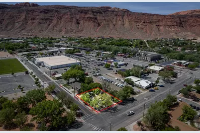 86 E 300 S, Moab, UT 84532 - Photo 1